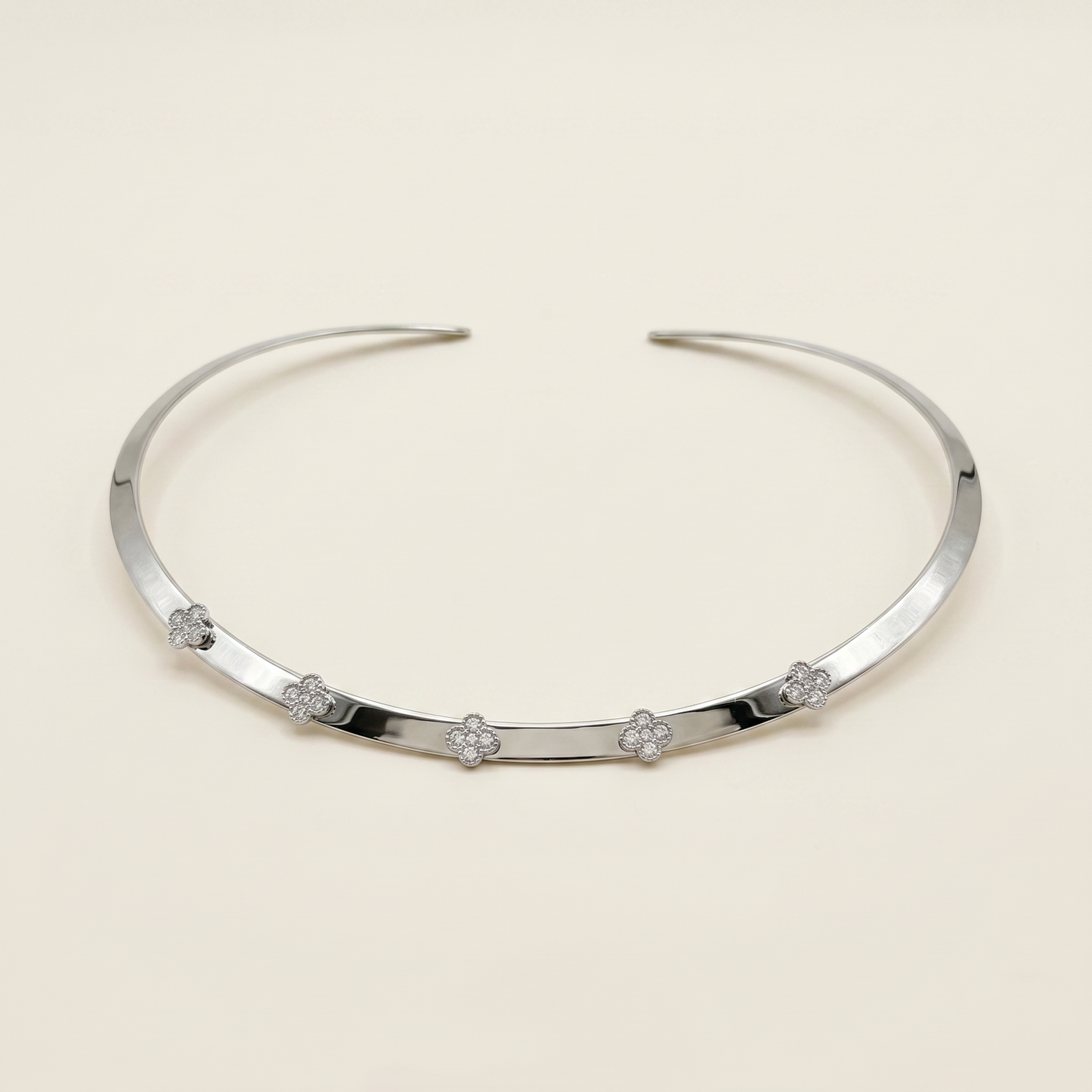 Choker Lucky